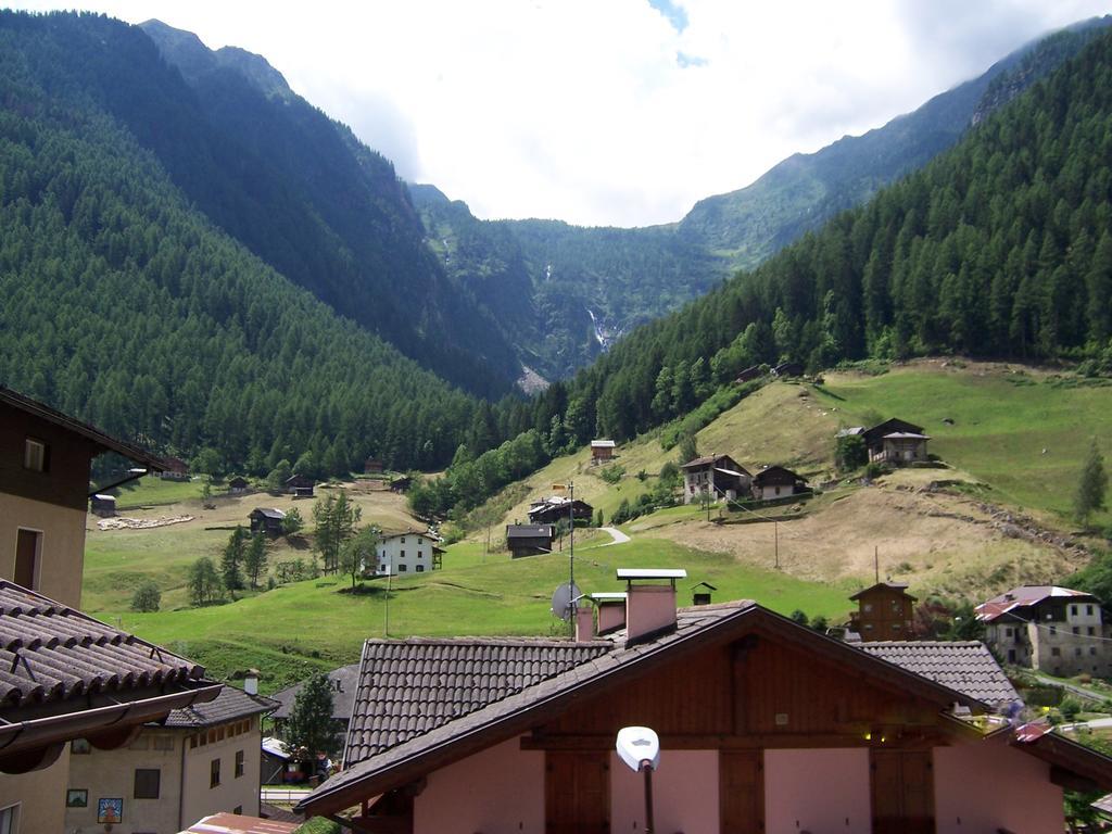 Alpen Hotel Rabbi Kültér fotó