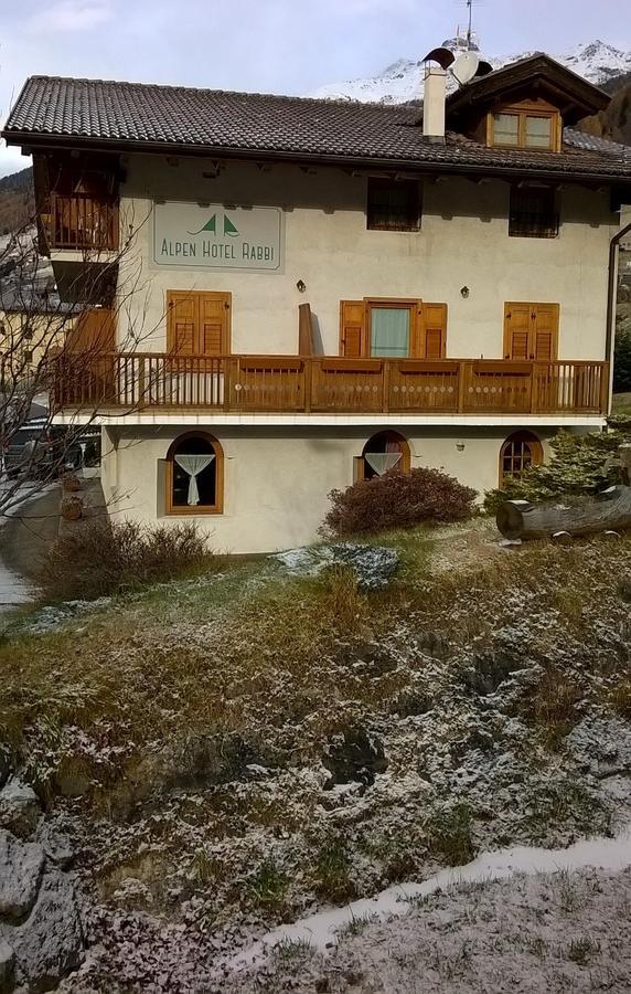 Alpen Hotel Rabbi Kültér fotó