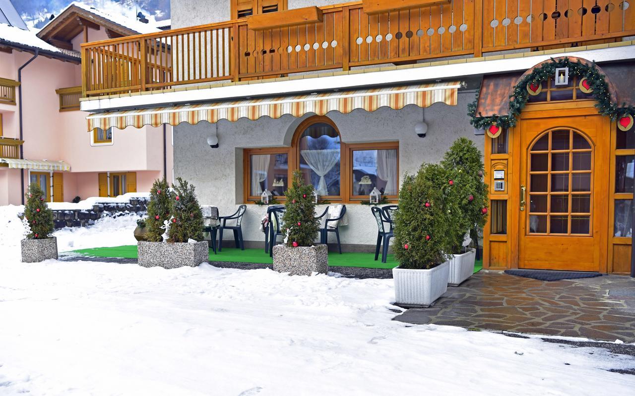 Alpen Hotel Rabbi Kültér fotó