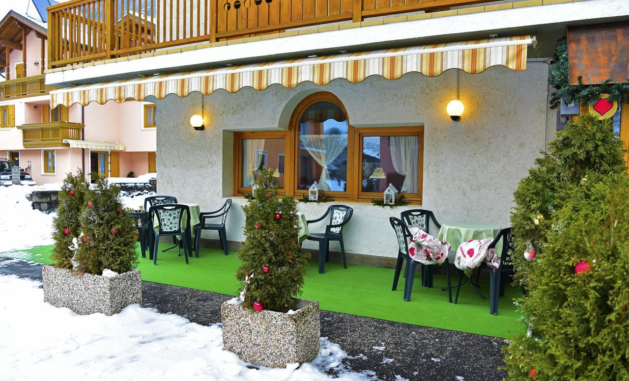 Alpen Hotel Rabbi Kültér fotó