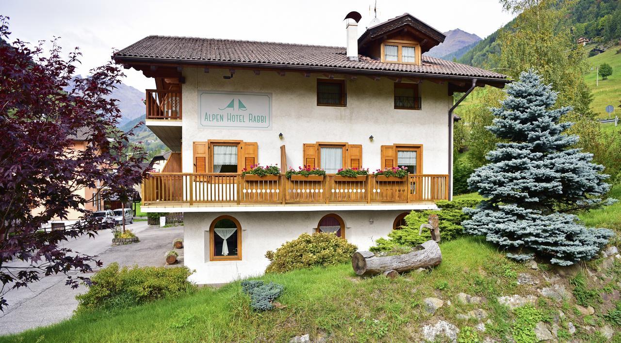 Alpen Hotel Rabbi Kültér fotó